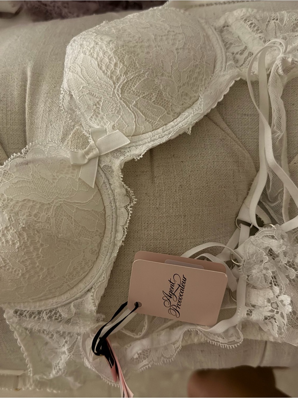 New Agent Provocateur White Lace bra panties set